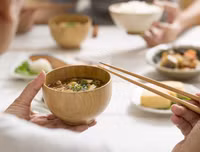 [ẢNH] Văn hóa dùng đũa của các nước châu Á khác nhau như thế nào?