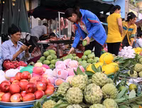 [ẢNH] Ngày vía Thần Tài 2020: Những mặt hàng đắt khách ngoài... vàng
