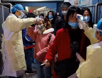 [ẢNH] Những phương án thuốc điều trị bệnh nhân mắc virus corona ở một số nước trên thế giới