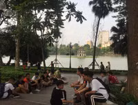 [ẢNH] Phố đi bộ Hồ Gươm tấp nập trong những ngày cuối dịp nghỉ lễ