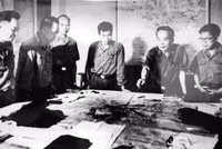 [ẢNH] Những hình ảnh khó quên trong ngày giải phóng miền Nam, thống nhất đất nước năm 1975