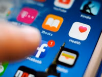 [ẢNH] Sử dụng Facebook thông minh: Những điều cần lưu ý