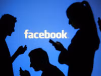 [ẢNH] Sử dụng Facebook thông minh: Những điều cần lưu ý