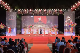Nối dài âm vang mùa thu lịch sử qua chương trình "Hà Nội - Khúc hát tự hào"