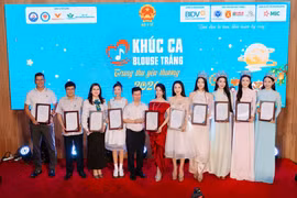 "Khúc ca Blouse trắng" số 2 lan tỏa yêu thương, tiếp tinh thần các bệnh nhi mùa Trung thu