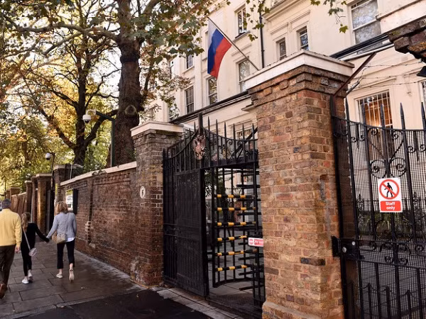 Nga: London đang sử dụng Ukraine như một công cụ để đối đầu với Moscow ảnh 1