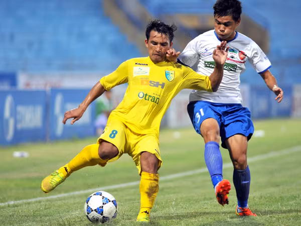 Sắp công bố nhà tài trợ mới của V-League: Mừng mà vẫn lo ảnh 1