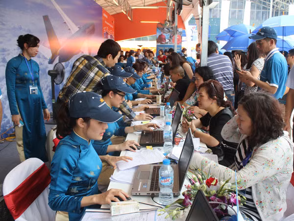 Du lịch dịp 30-4, 1-5: Nhu cầu cao, dịch vụ đắt ảnh 2