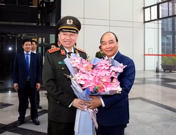 Thủ tướng Nguyễn Xuân Phúc dự Hội nghị Công an toàn quốc lần thứ 75 ảnh 2