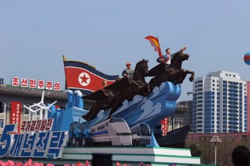 Tượng đài cổ động