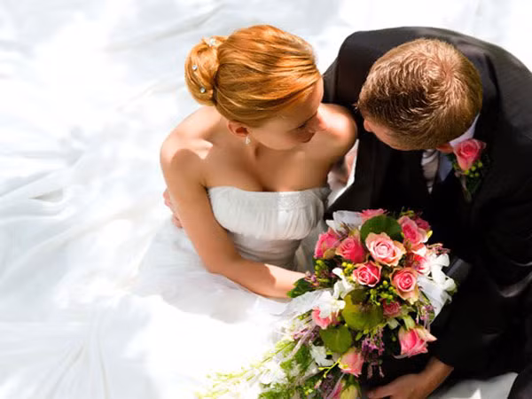 Độ tuổi kết hôn lý tưởng ảnh 1