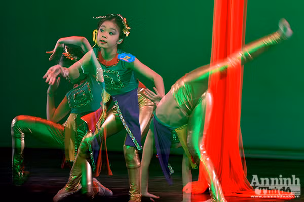 Chìm đắm trong những điệu múa ma mị tuyệt đẹp ảnh 3