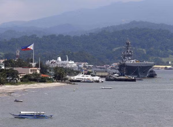 Philippines cho phép Mỹ sử dụng một loạt căn cứ quân sự gần Biển Đông ảnh 1