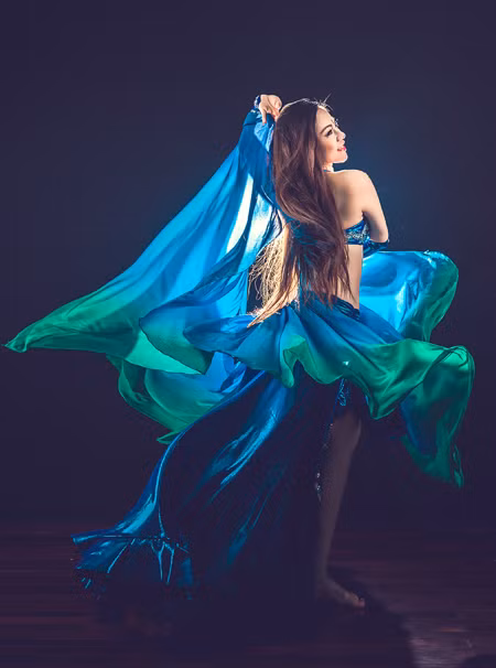 Hé lộ dàn giám khảo nóng bỏng giải bellydance 2016 ảnh 4