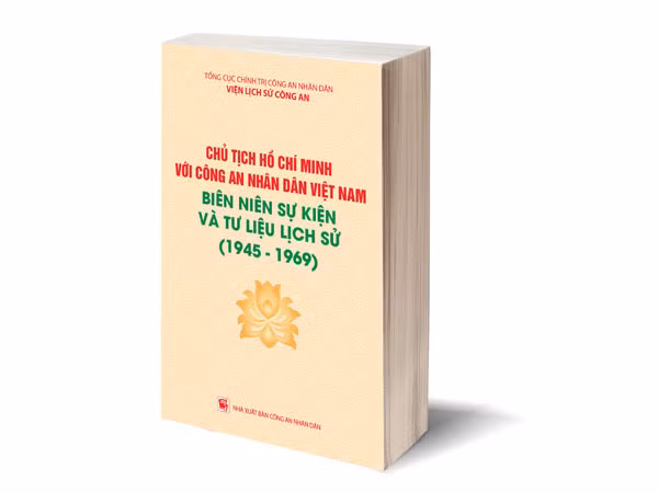 Tác phẩm đặc biệt của lực lượng CAND mừng sinh nhật Bác ảnh 1