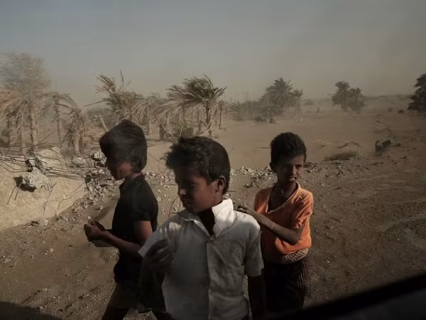 Nga gửi lượng lớn hàng viện trợ nhân đạo đến Deir Ezzor của Syria ảnh 1
