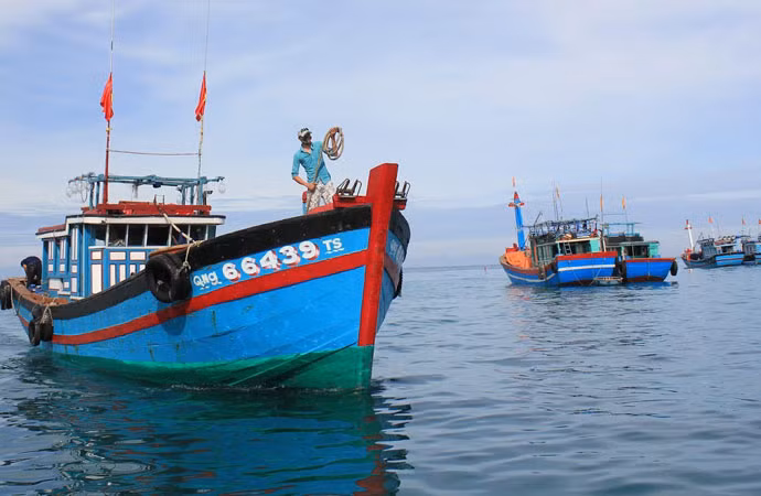 Sáng rõ hơn về 30 năm Đổi mới và phát triển kinh tế biển ảnh 2