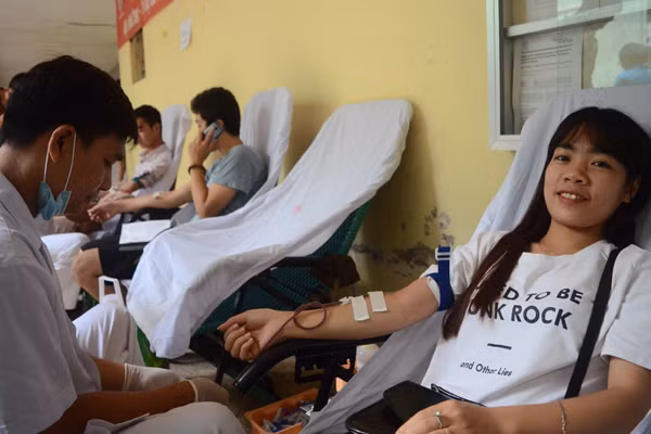 Lạt ma Ấn Độ tham gia hiến máu dành tặng các bệnh nhân nhi ảnh 3