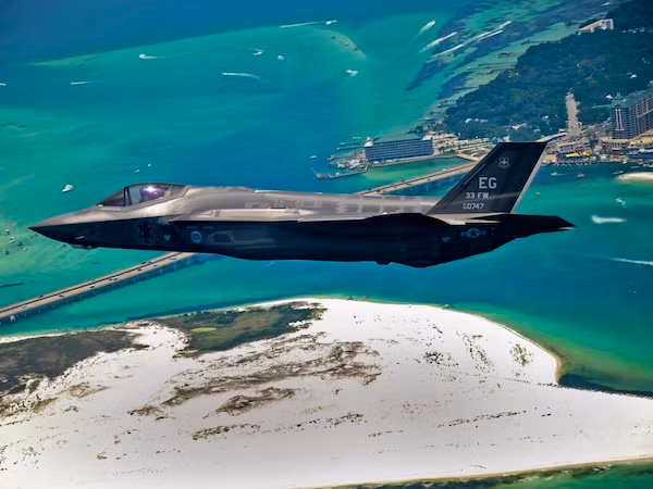 Mỹ và đồng minh đặt hàng 55 tiêm kích F-35 trị giá 5,37 tỉ USD ảnh 1