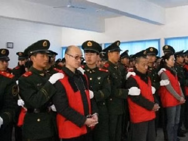 Tòa án tỉnh ở Trung Quốc thừa nhận xử phạt sai ảnh 1