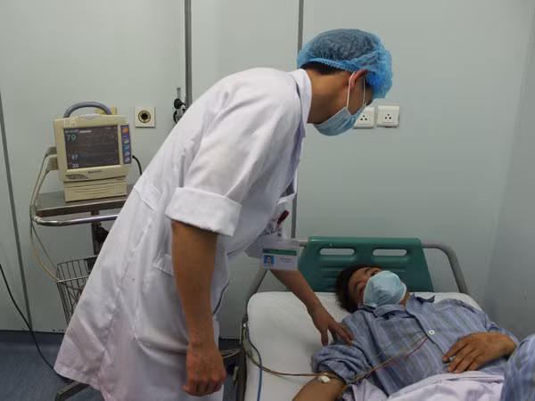 Một tuần xuất hiện 2 ca não mô cầu nguy hiểm ảnh 1