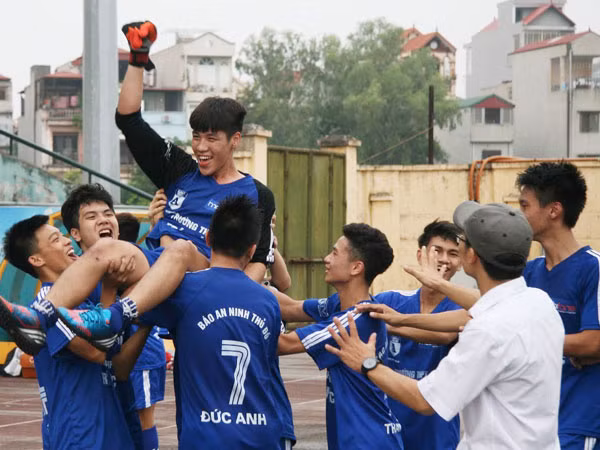 Sức sống tuổi 15… ảnh 1