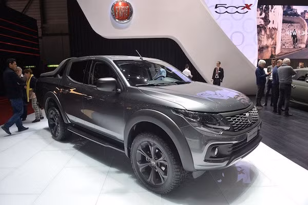 Xe bán tải Fiat Fullback: Thiết kế thể thao, bắt mắt ảnh 2