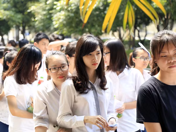Không công bố đáp án, đề thi đánh giá năng lực ảnh 2
