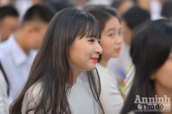 Ngắm nữ sinh Hà Nội rạng ngời trong ngày khai giảng ảnh 8