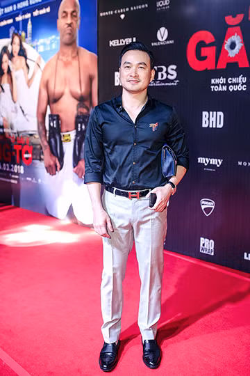 Trương Ngọc Ánh đưa bé Bảo Tiên đến chúc mừng chồng cũ Trần Bảo Sơn ảnh 4