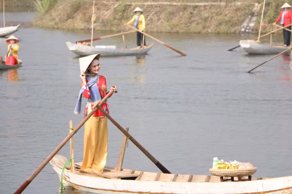 Tái hiện không gian văn hóa chợ nổi Nam bộ tại Hà Nội ảnh 1