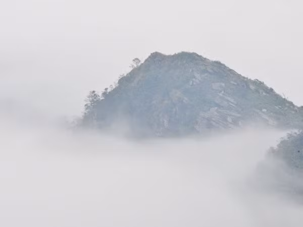 Mênh mang Phù Vân Yên Tử ảnh 1