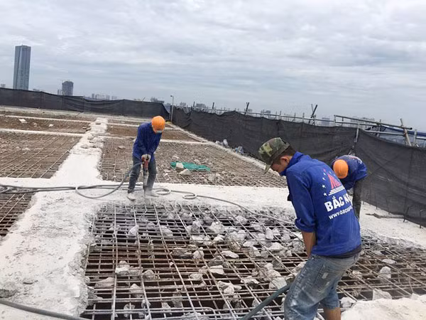 Để xảy ra vi phạm trật tự xây dựng nghiêm trọng: Đình chỉ ngay thanh tra xây dựng ảnh 1