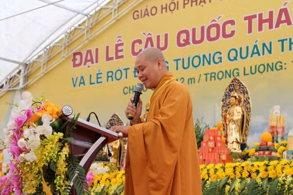 Lào Cai: Hàng nghìn người dự lễ rót đồng tượng Quan Thế Âm Bồ Tát trên đỉnh Fansipan ảnh 5