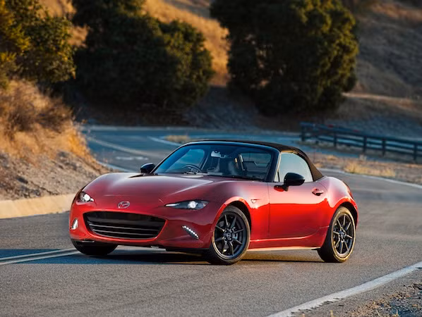 Mazda MX-5 Miata có mức tiêu thụ nhiên liệu tiết kiệm hơn 25% ảnh 1
