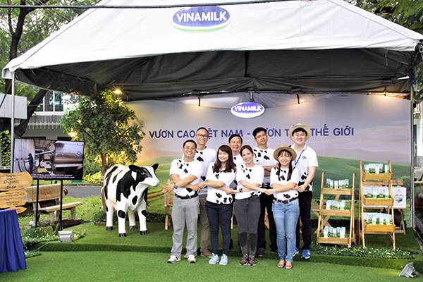 Vinamilk đồng hành cùng "Ngày hội việc làm Bách Khoa 2017" ảnh 3
