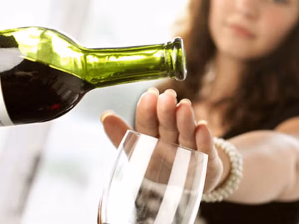 Những lợi ích khi cố gắng cai nghiện rượu ảnh 1