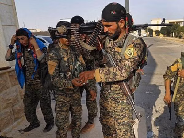 Được SAA hỗ trợ, SDF phát động cuộc phản công lớn ở Đông Bắc Syria ảnh 1