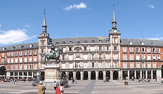 Plaza Mayor, quảng trường đẫm máu ảnh 1