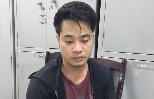 Án mạng từ sờ nhầm ngực bạn gái: Khởi tố 2 đối tượng tội danh giết người ảnh 2 Án mạng từ sờ nhầm ngực bạn gái: Khởi tố 2 đối tượng tội danh giết người ảnh 2
