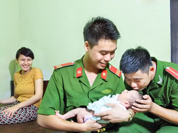 Căng tràn sắc màu cuộc sống bình yên ảnh 1
