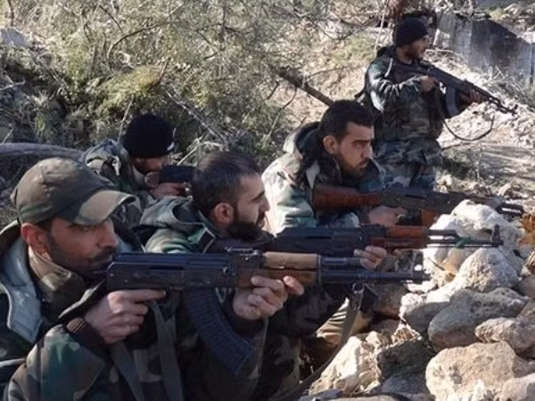 Phiến quân vấp phải sự phản công quyết liệt của quân đội Syria ở Deir Ezzur ảnh 1 Phiến quân vấp phải sự phản công quyết liệt của quân đội Syria ở Deir Ezzur ảnh 1