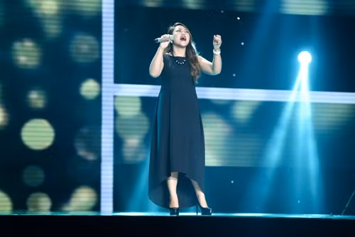 The Voice 2017 tập 2: Những màn trình diễn bùng nổ sân khấu ảnh 4