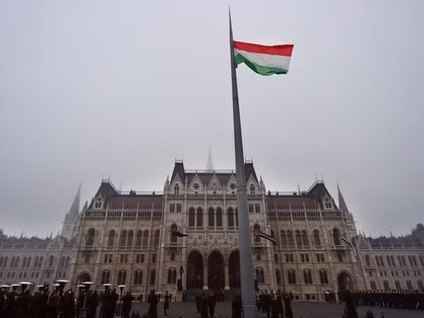 Hungary là thành viên EU đầu tiên nâng cấp quan hệ với Syria ảnh 1