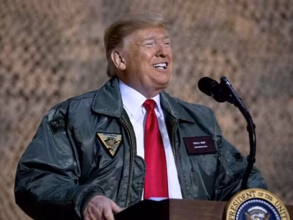 Ông Trump: Mỹ không rút quân khỏi Iraq mà có thể tấn công IS ở Syria từ căn cứ gần đó ảnh 1