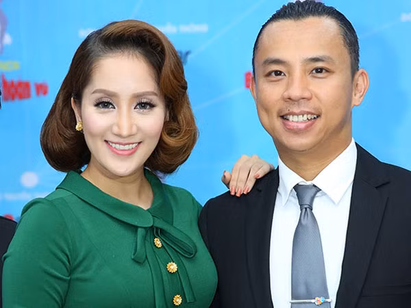 Khánh Thy và Chí Anh tái hợp trên ghế "nóng" ảnh 1