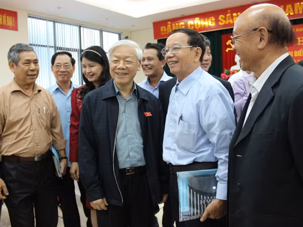 Đổi mới toàn diện tư duy kinh tế, hội nhập nhưng không hòa tan ảnh 1