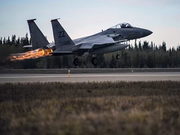 Mỹ: Các cuộc không kích ở Iraq, Syria rất thành công ảnh 1