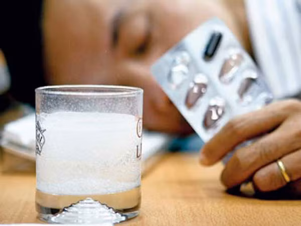 Nguy cơ tai nạn khi uống thuốc ngủ ảnh 1