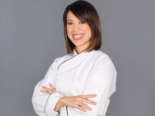 Quán quân "Vua đầu bếp Mỹ 2012" sang Việt Nam chấm thi ảnh 1